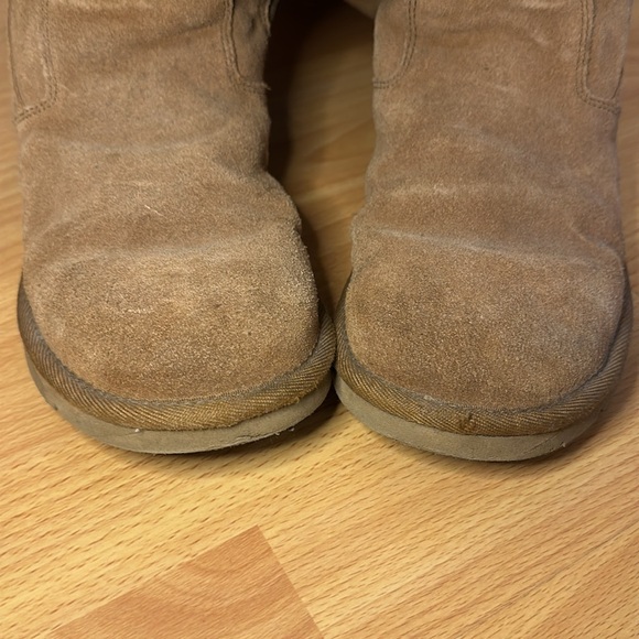 Ugg Australia, knee-high zip boots. Women’s size US 8 in Chestnut - Picture 10 of 10